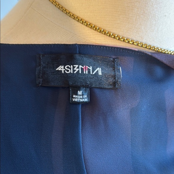 NWOT 4SI3NNA Striped Multicolor Tie-Front Top Size M Super Cute!! - Picture 2 of 8